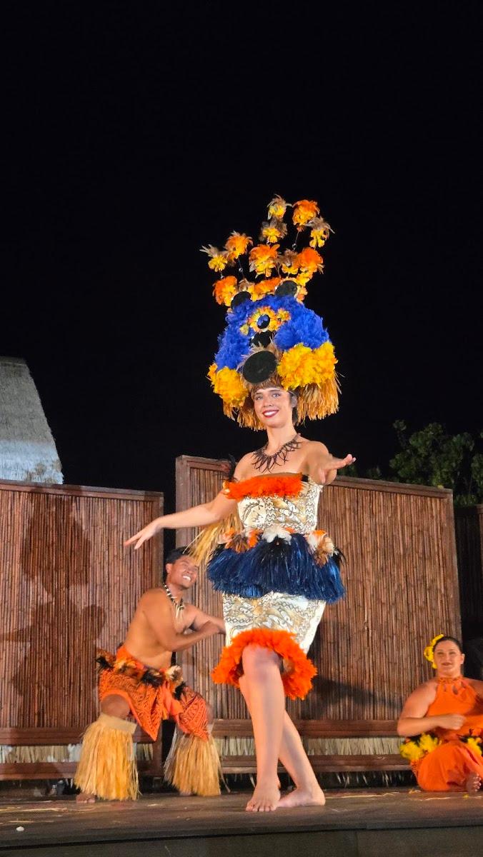 Island Breeze Lū‘au - He 'Ohana Kakou – photo 4