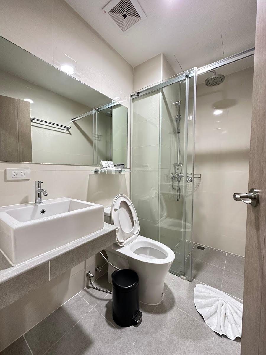 Oriole Residence – photo 3