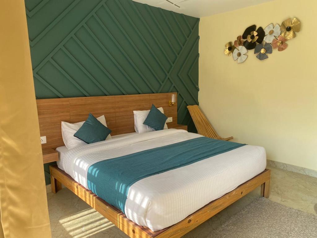 Glampers Resort – photo 2