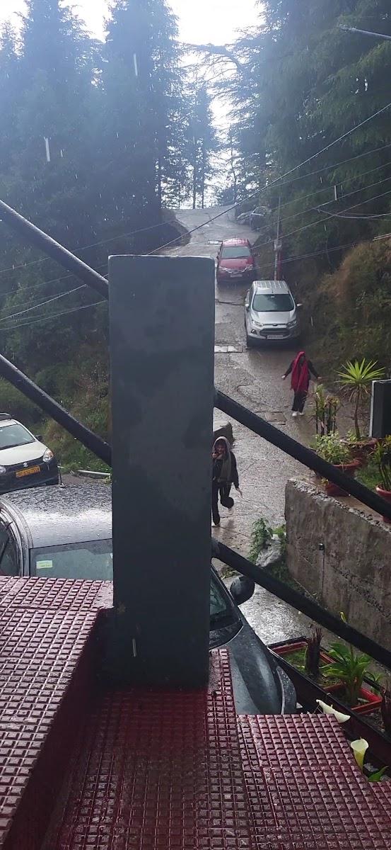 Alt Life Stays – Dharamkot Mcleodganj – photo 2