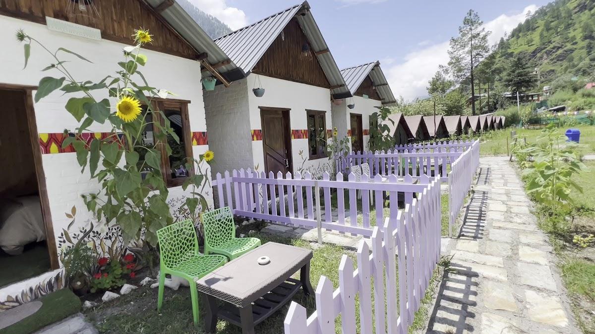Himtrek Stays, Kasol