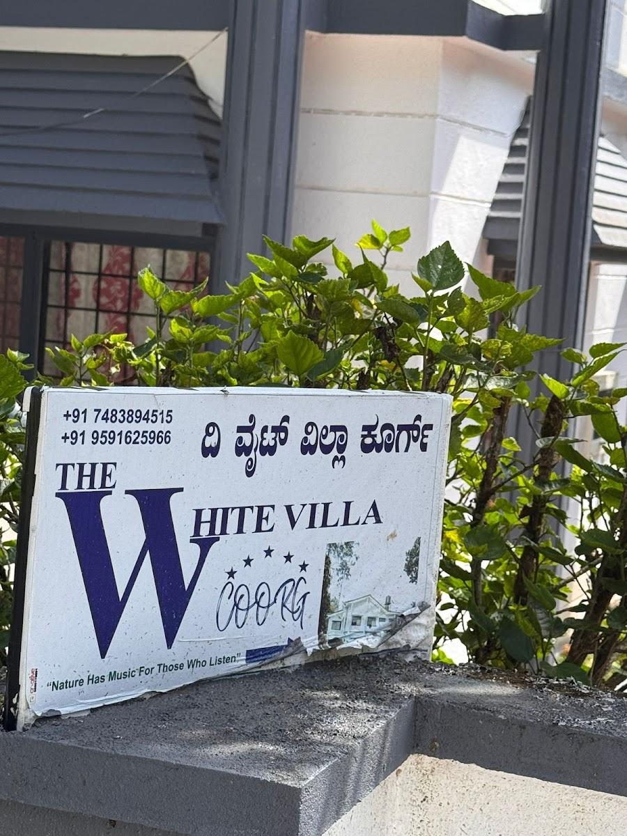 White House Home Stay – photo 2