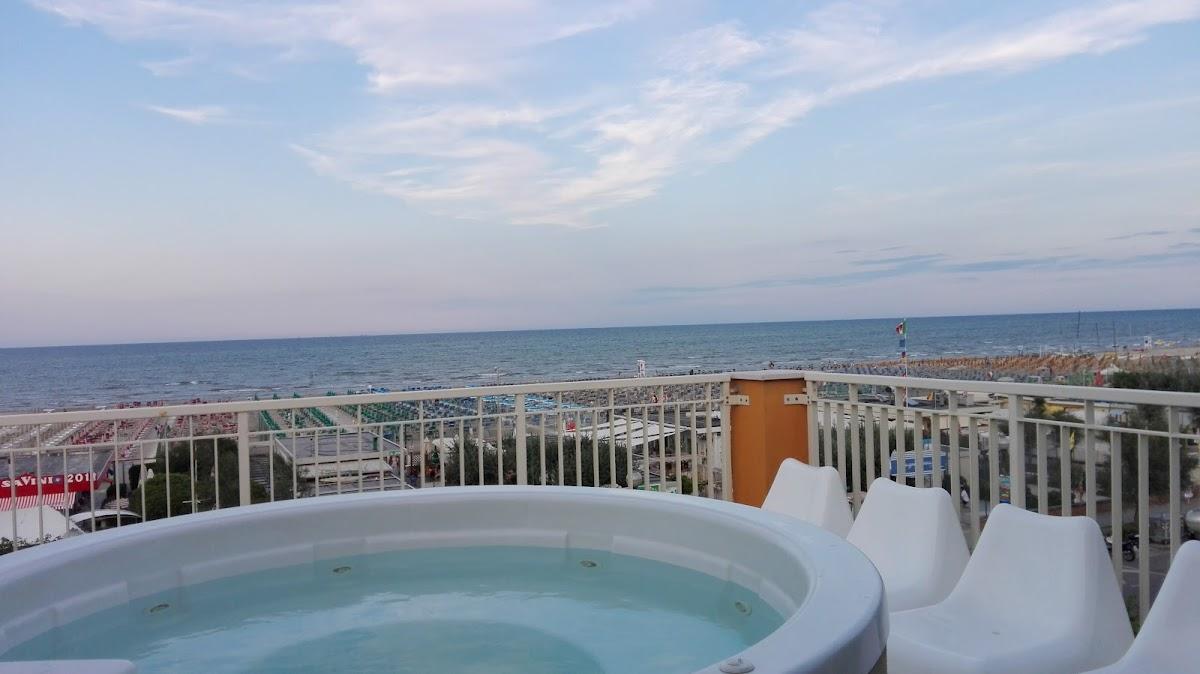 Melody Hotel