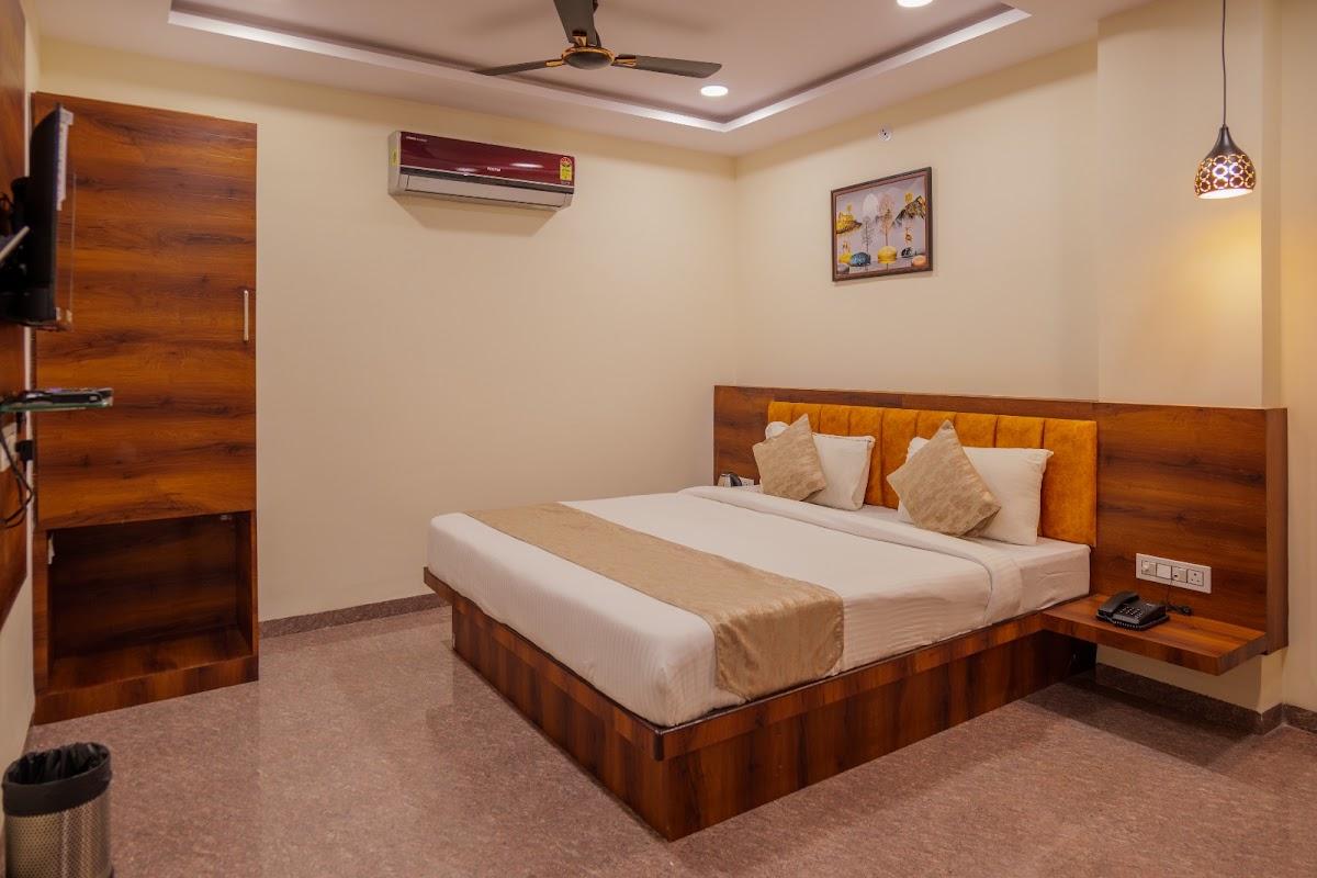 Hotel Dream Inn – photo 3