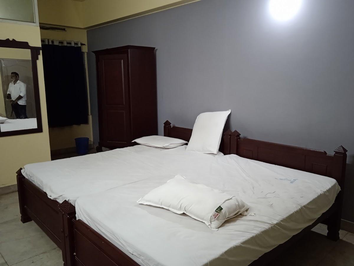 Arora Tourist Home – photo 1