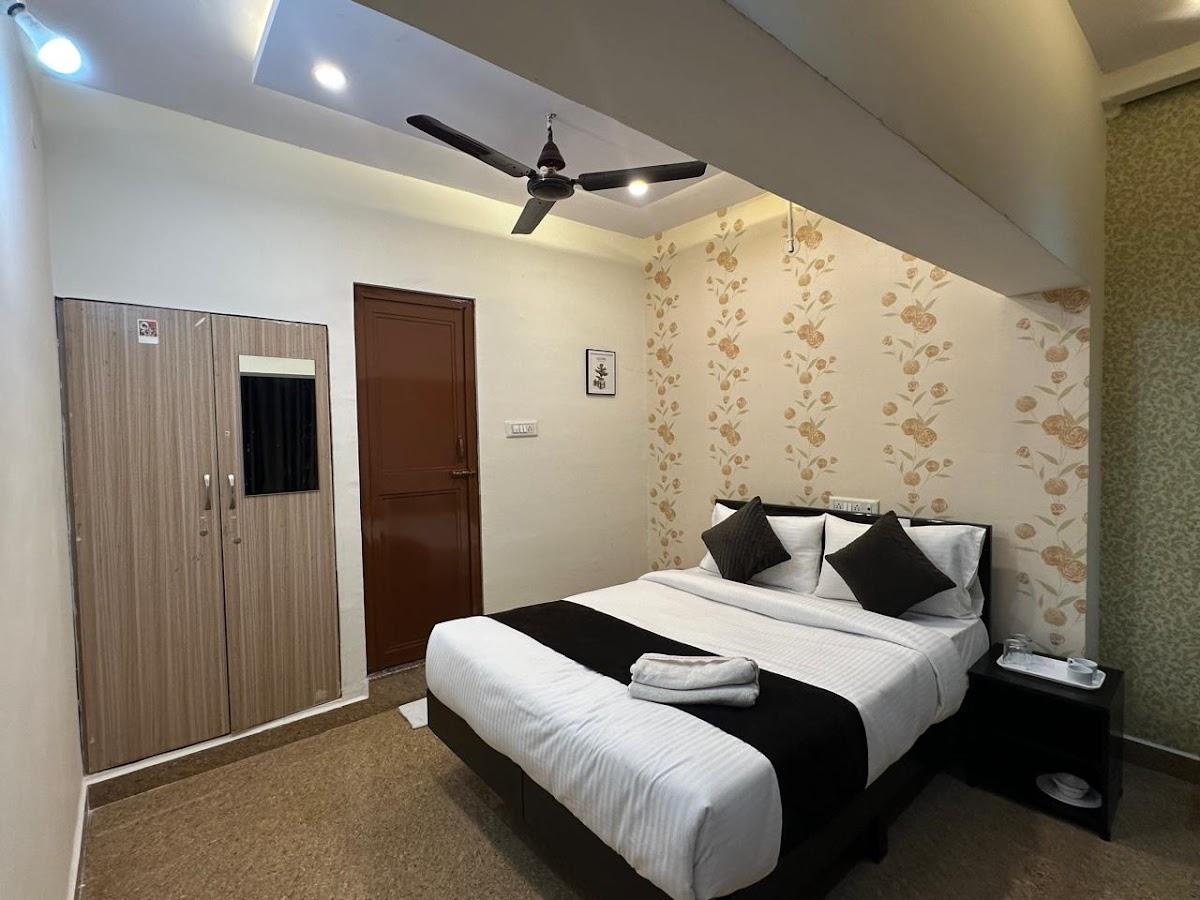 Hotel Golden Inn – photo 3