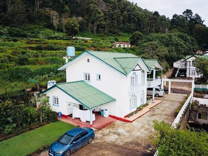 Vibe way (Hostel & Marketfarm)