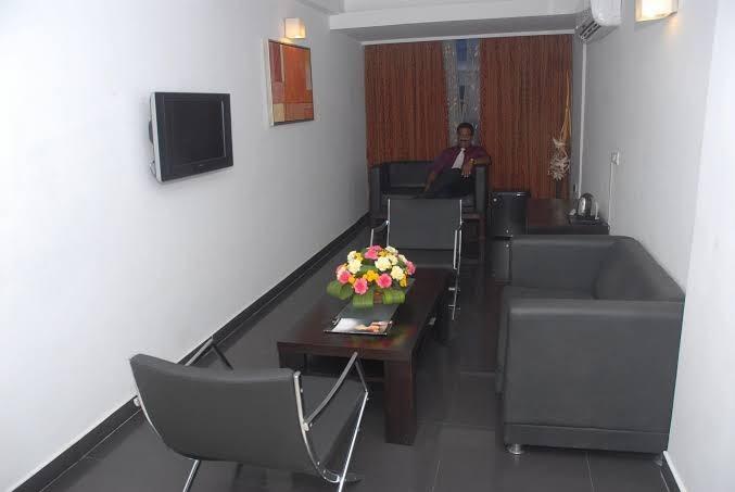 Metro Park Inn – photo 2
