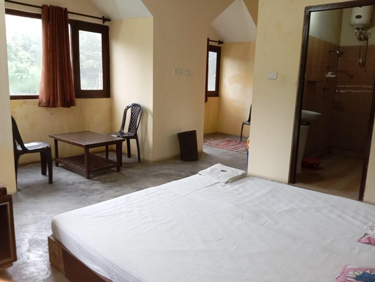Corbett Jungle Inn , (Riverside Resort) opposite Mohan Eco Safari Zone,Jim Corbett , Dhikala Range, Muhan – photo 3