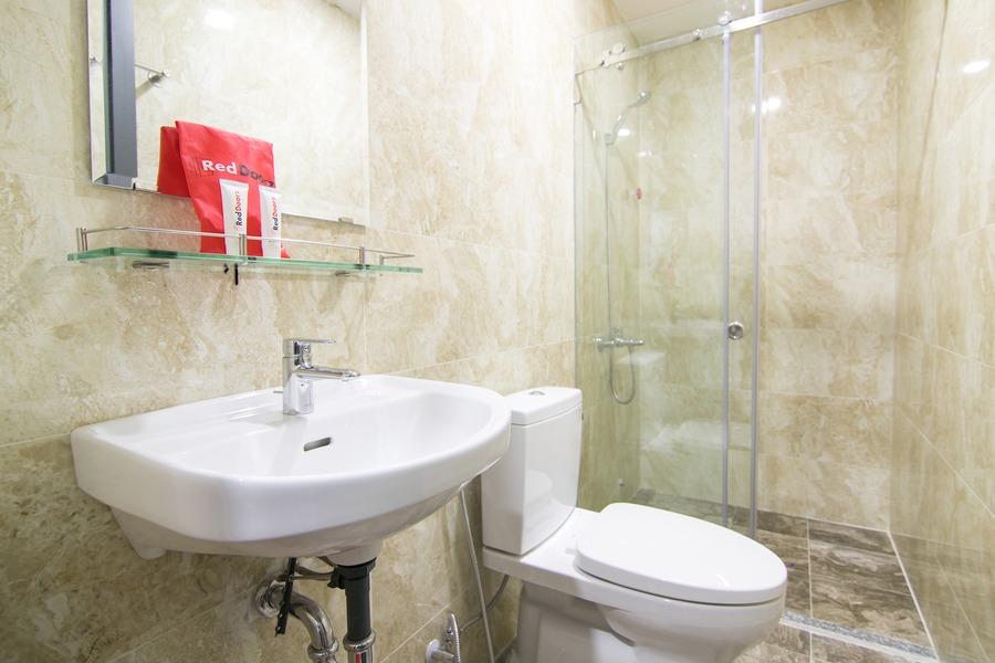 RedDoorz The Jade Hotel Than Nhan Trung – photo 3