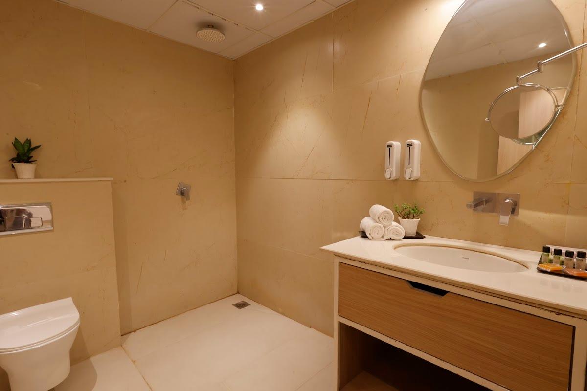 HOTEL VARUNA – photo 1