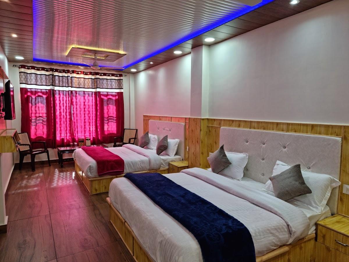 Grand Kailash View homestay Khajjiar – photo 2