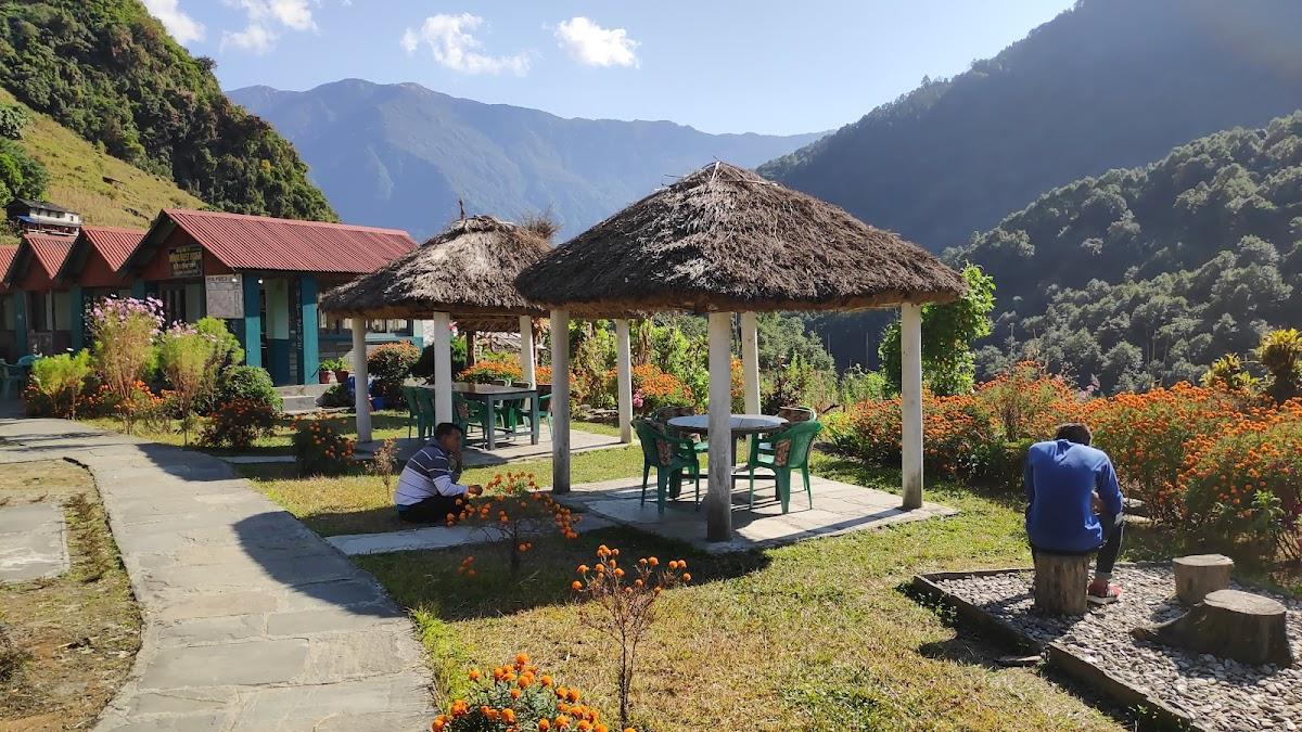 Machhapuchhare Base Camp – photo 2