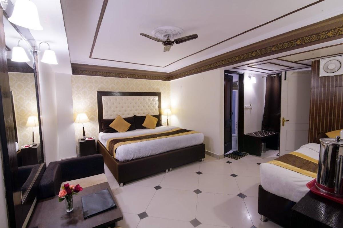 Ashirwad hotel and spa – photo 4