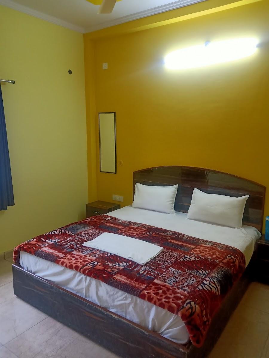 Hotel Yog Nagri – photo 3