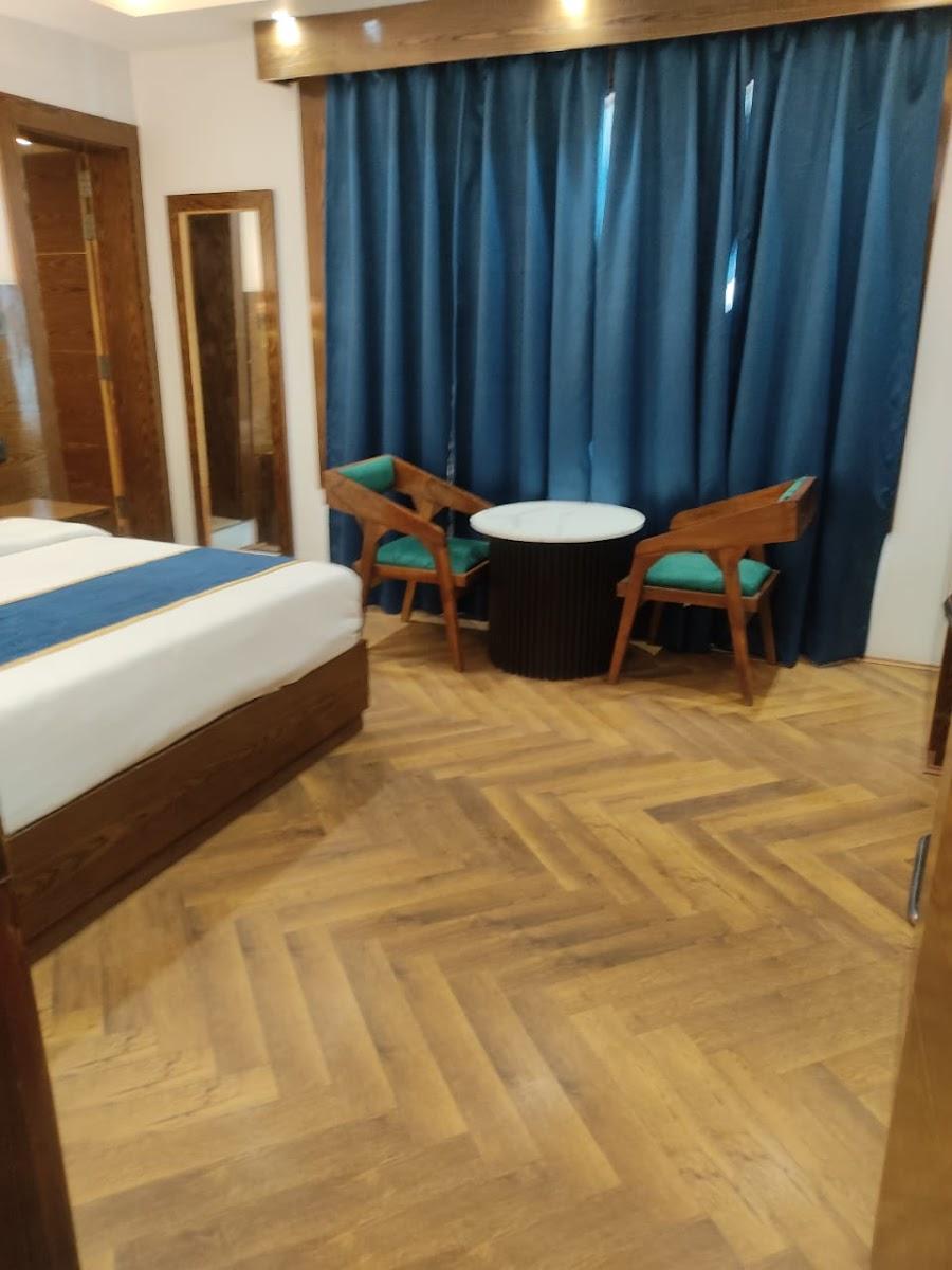 Hotel Azad – photo 1