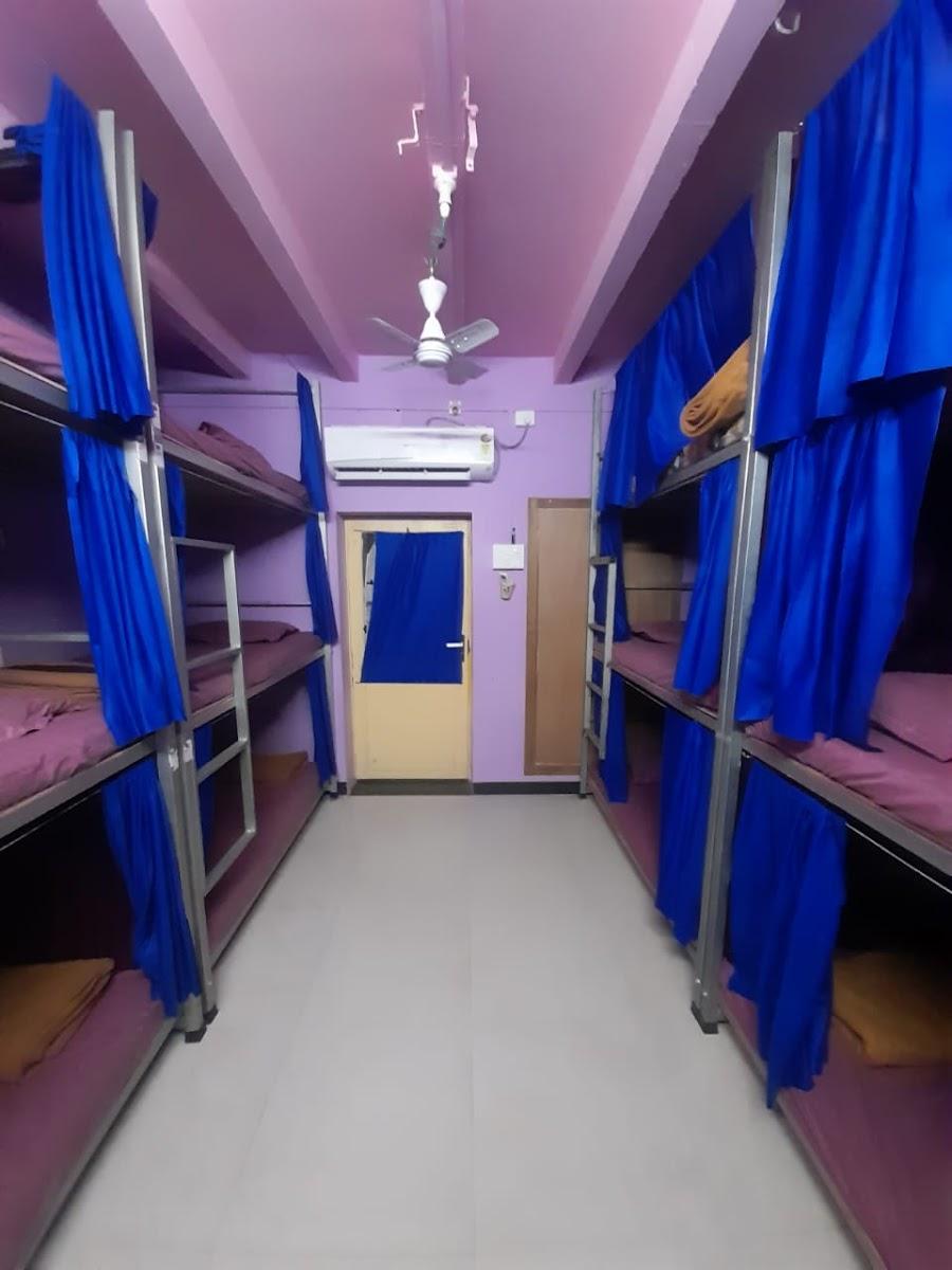 Vishwakarma Bhavan AC Dormitory – photo 3