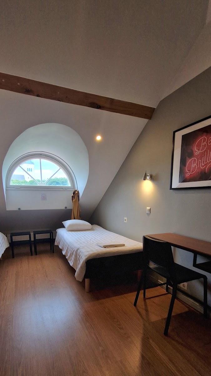 Fat Margaret's Hostel – photo 1