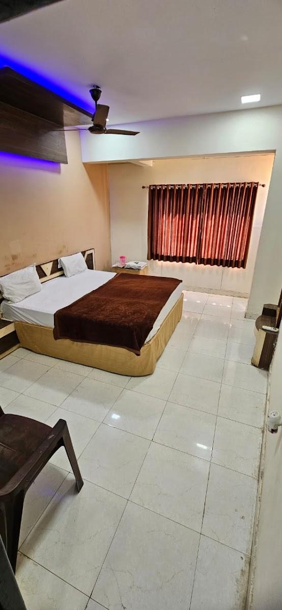 Hotel Shreeji Dwarka – photo 1