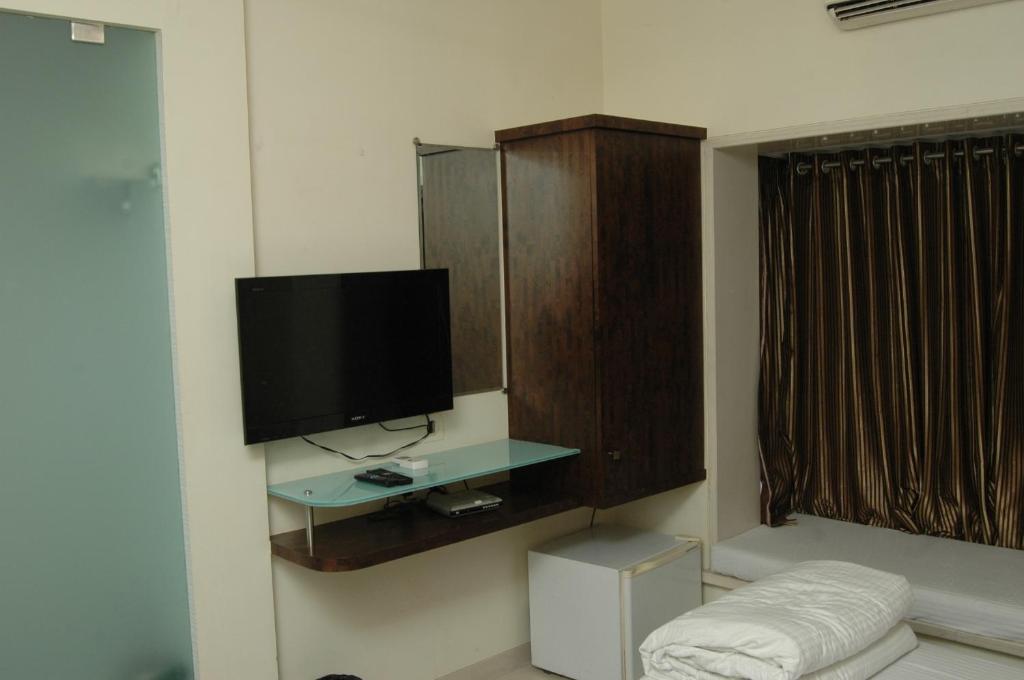 hotel causeway – photo 2