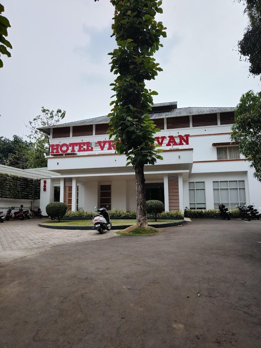 Hotel Vrindavan – photo 2
