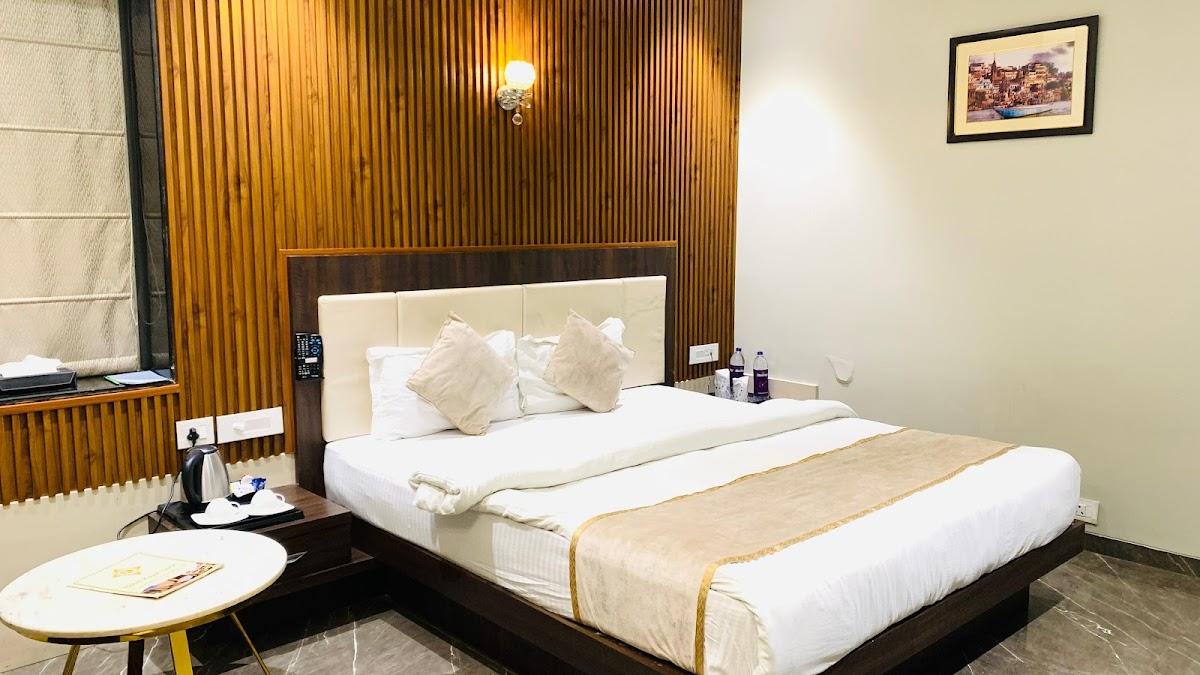 Hotel Royal Livin - Best Hotel in Varanasi – photo 2