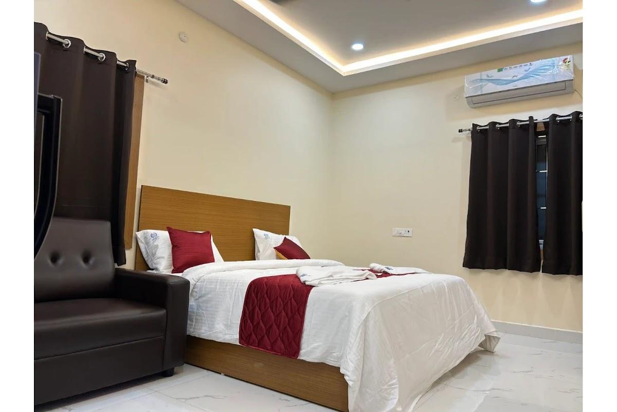 jay and jas hotel – photo 3