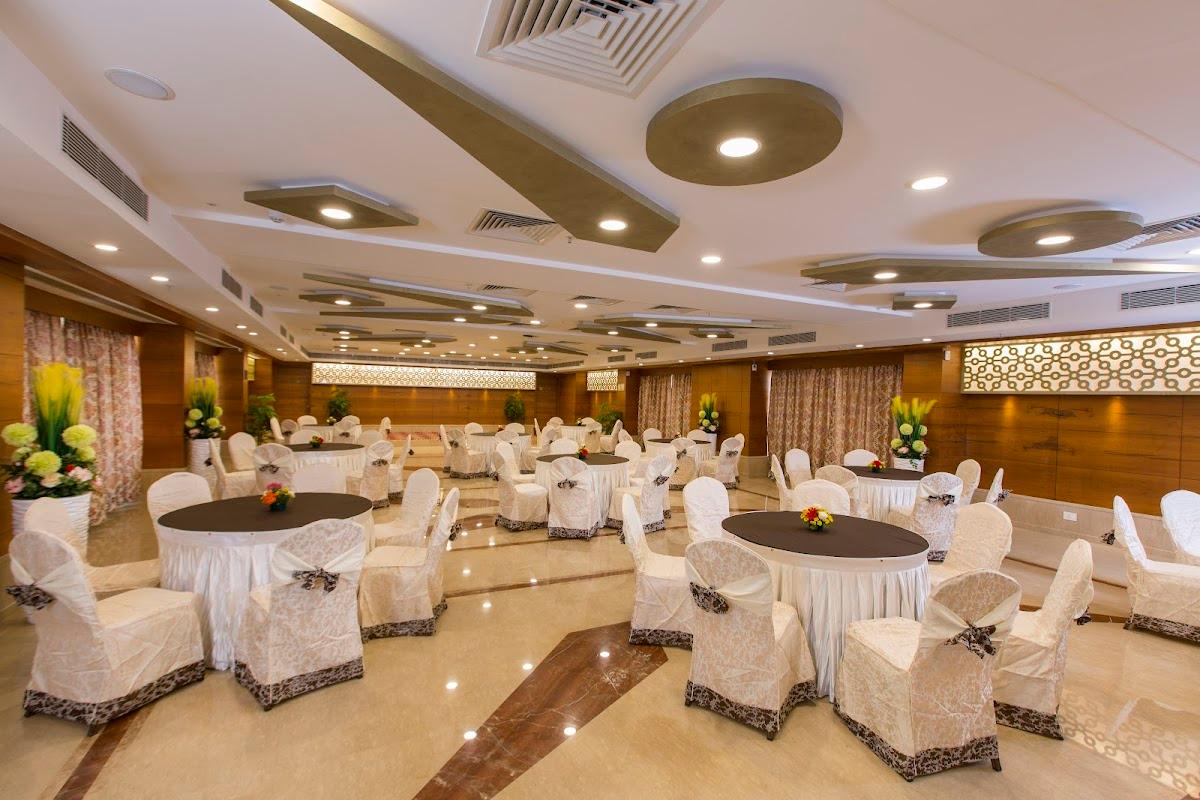 Hotel Udayee International – photo 2
