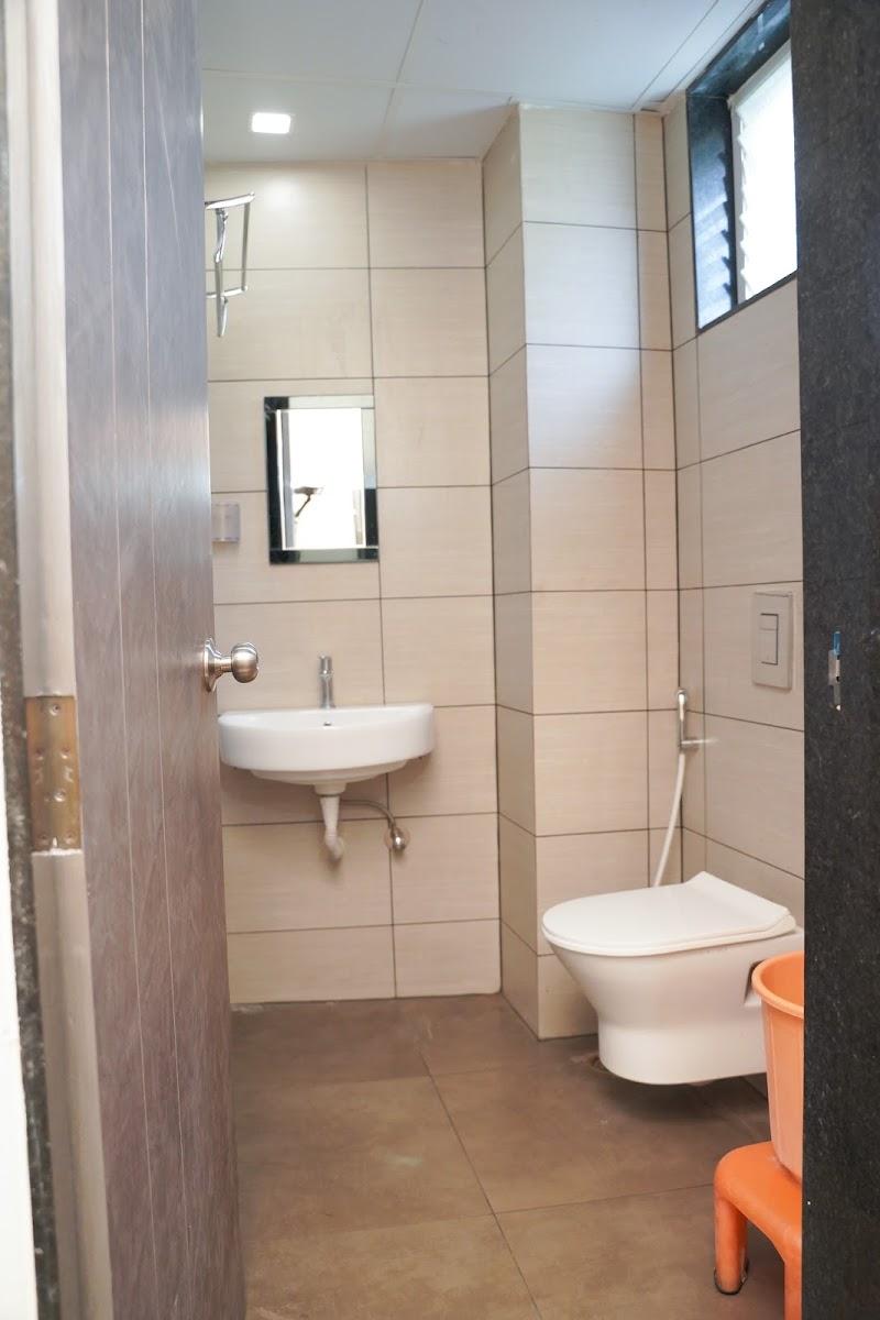 Yatri Inn – photo 4