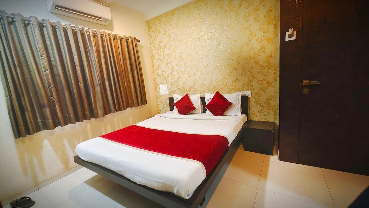 Vishnupriya Grand - AC Budget Hotel Near Station Road – photo 4
