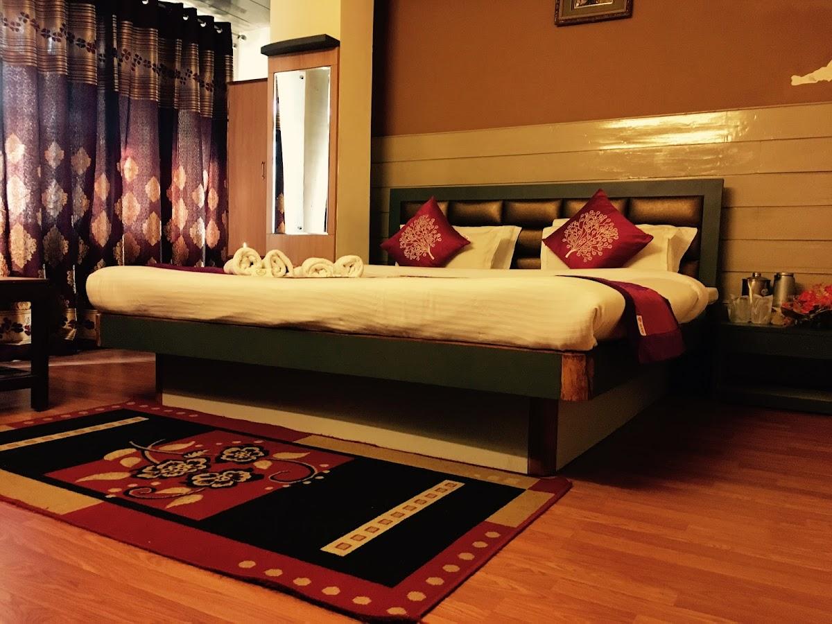 Hotel Marvel International & Restaurant – photo 2