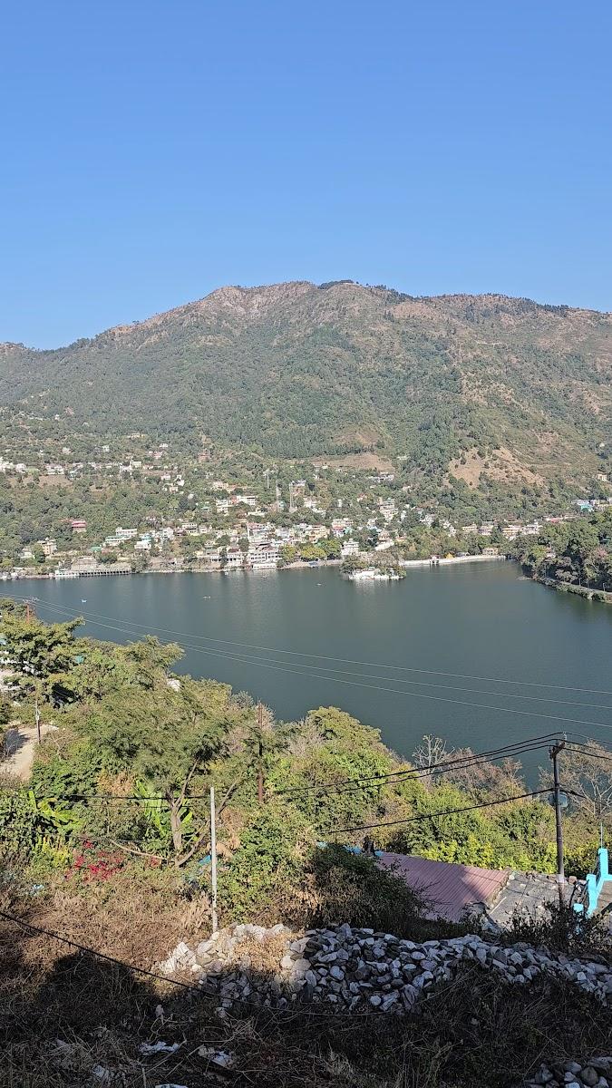 StayVista at The Rasa Bungalow in Bhimtal | 7 BHK Premium Holiday Home – photo 1