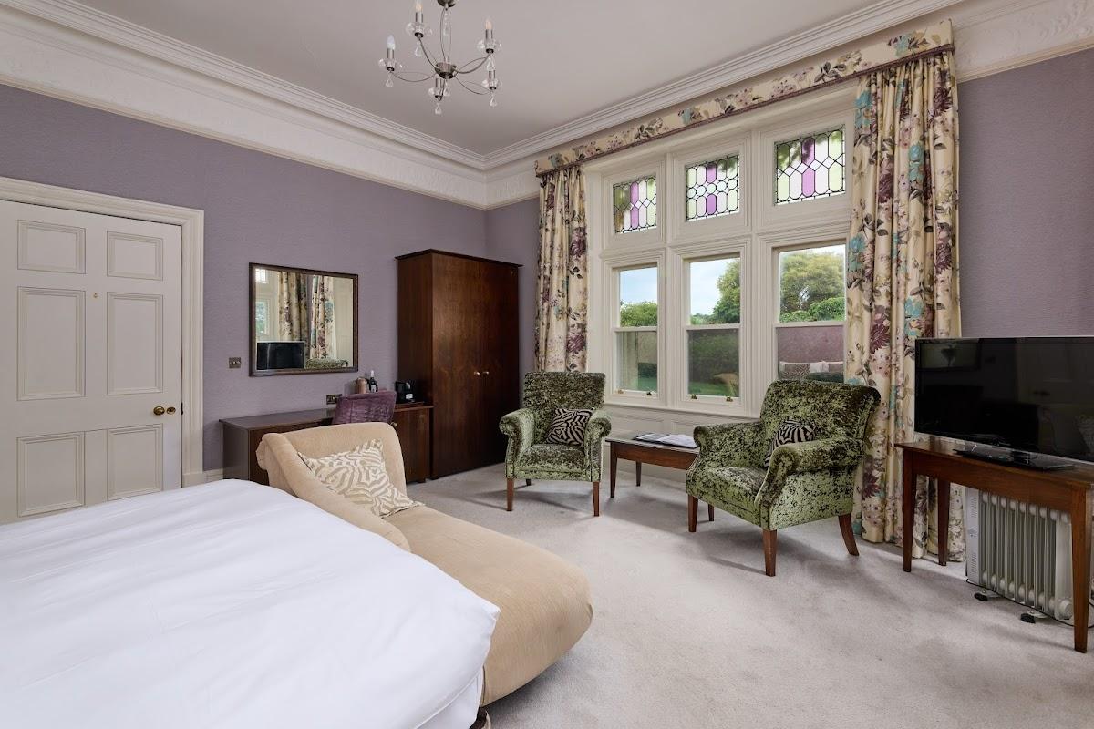 Kentisbury Grange – photo 1