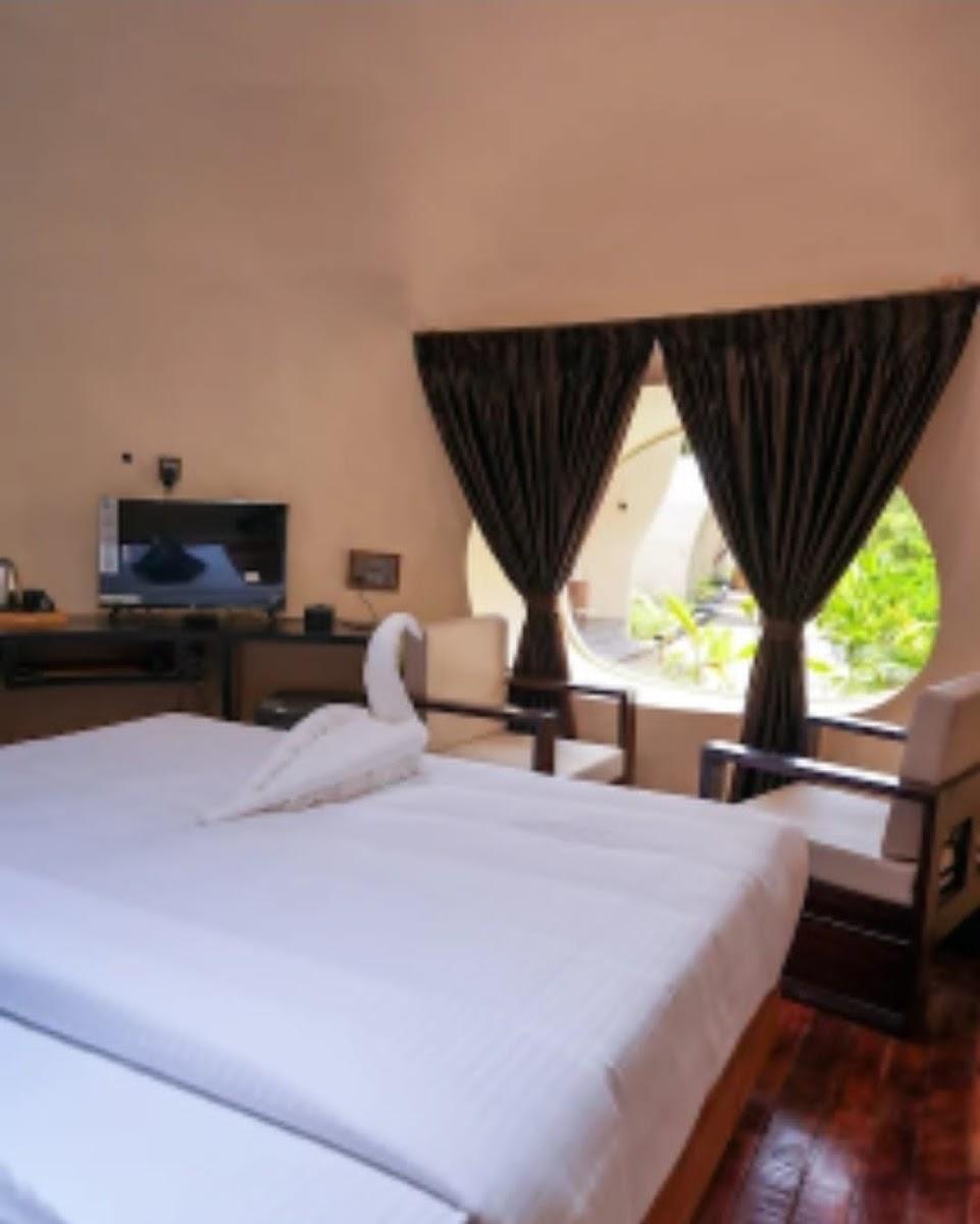 Silver Iris Resorts – photo 1