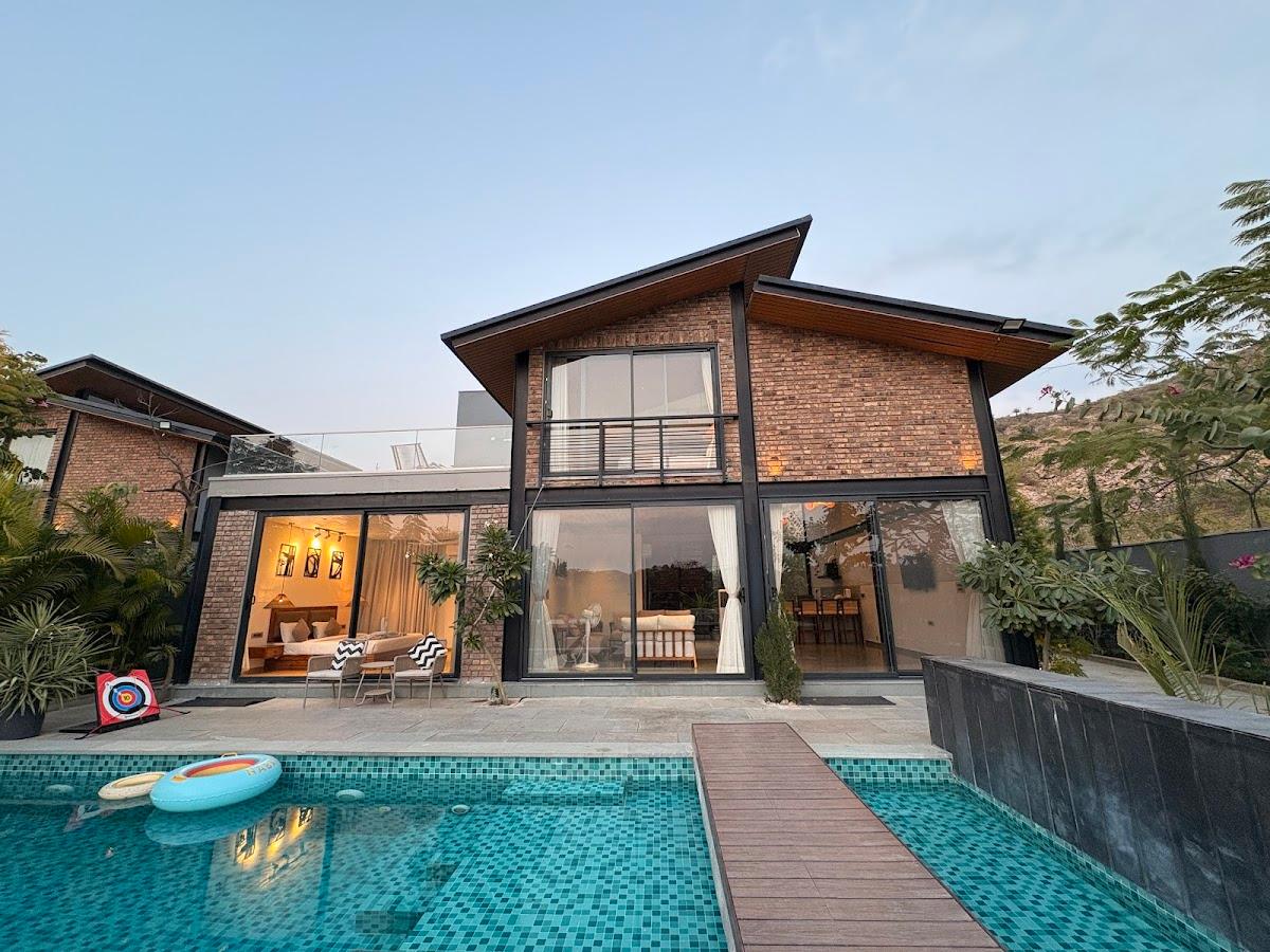 Whispering Lake Villa 01 by Nine Hill Stay – photo 4