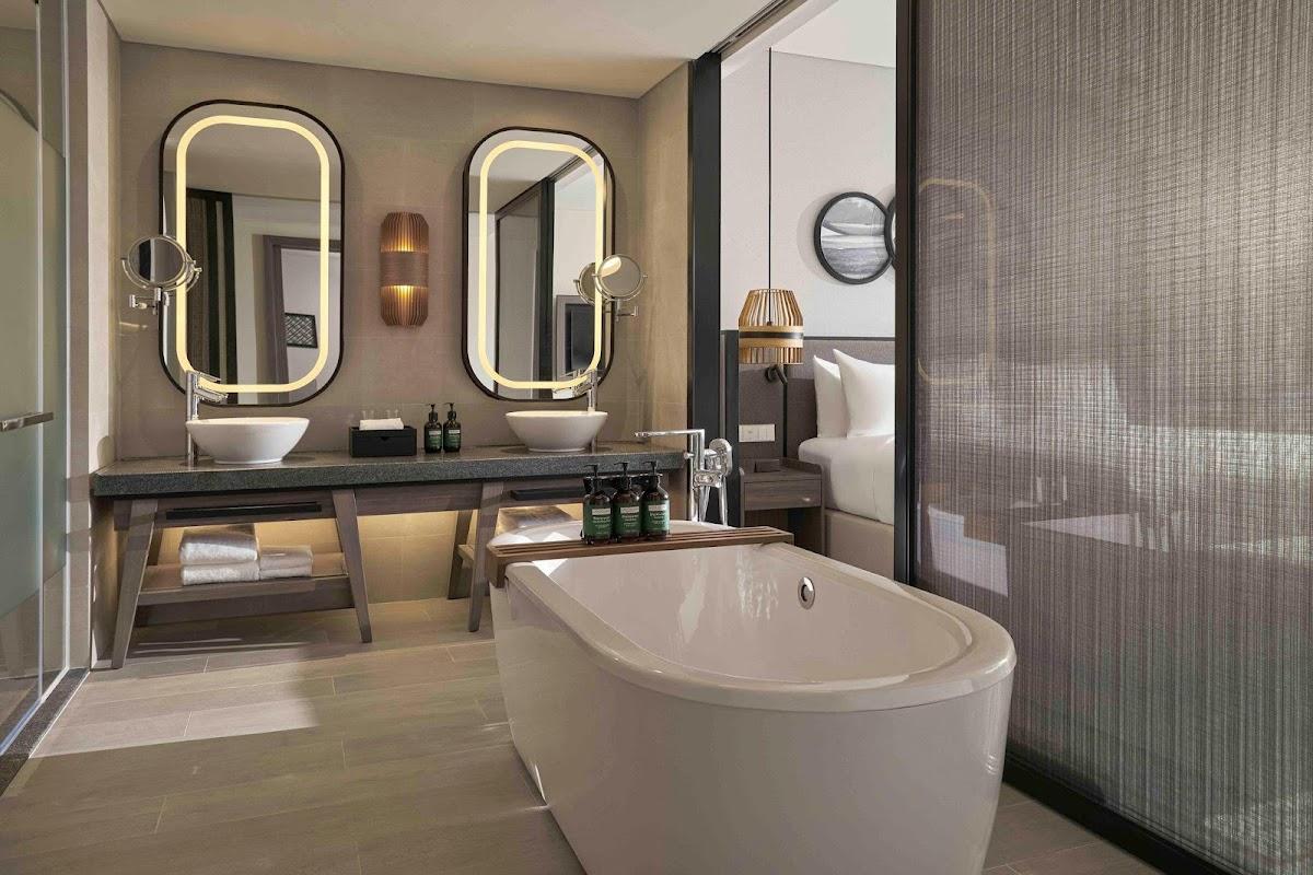 Crowne Plaza Phu Quoc Starbay by IHG