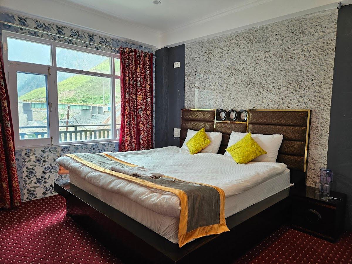 Hotel Ilhaan – photo 3