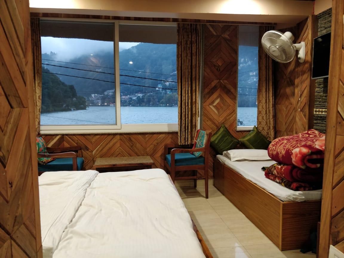 Goroomgo Naini Lake View Mall Road Nainital – photo 1