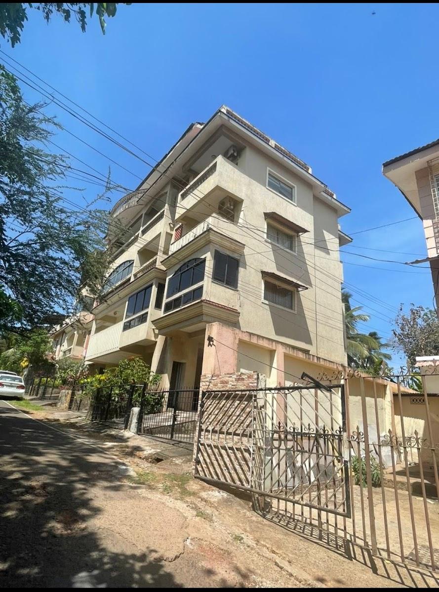 4bhk Seaview apartment donapaula, panaji – photo 3