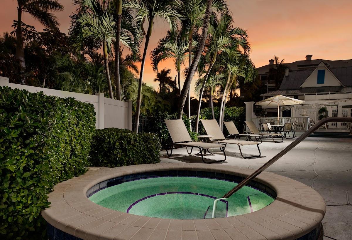 Olde Marco Island Inn & Suites – photo 2