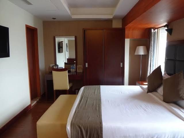 Hotel Paramount Tower – photo 2