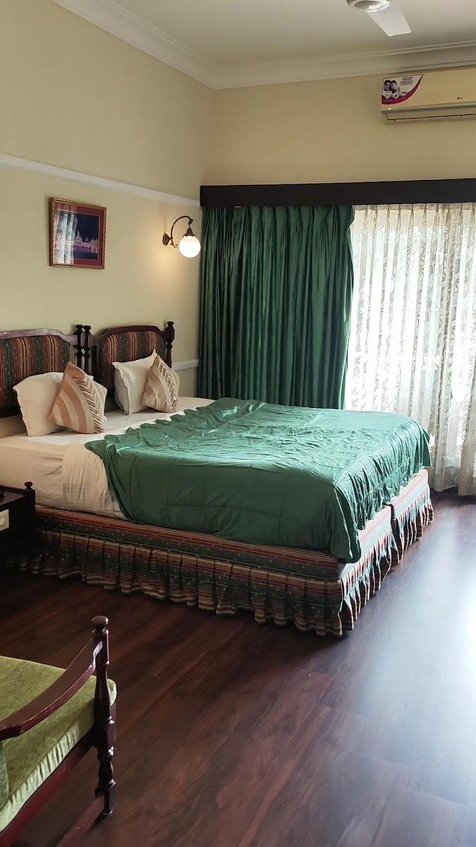 Lalitha Mahal Palace Hotel – photo 3