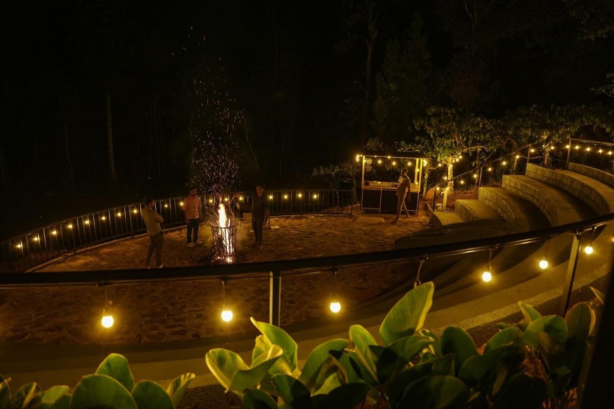 Jungle tunes resort