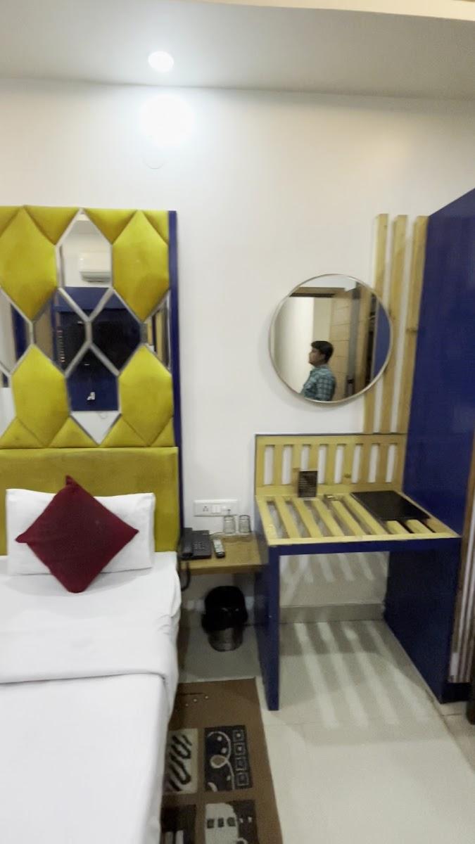 Staybook Hotel Jai Balaji New Delhi Railway Station – photo 3