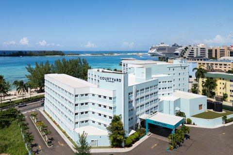 Courtyard by Marriott Nassau Downtown/Junkanoo Beach – photo 3