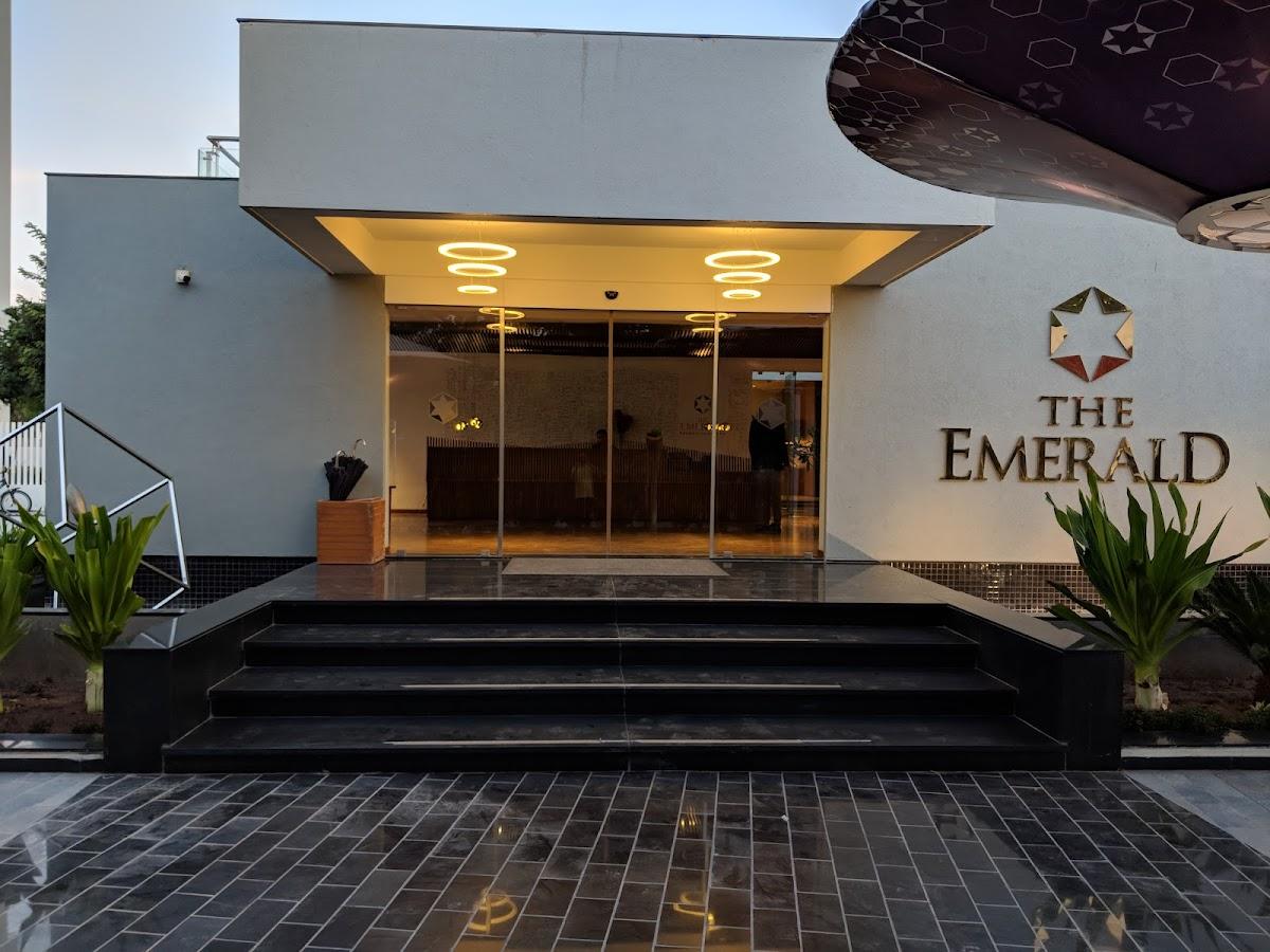 The Emerald Club Rajkot – photo 2