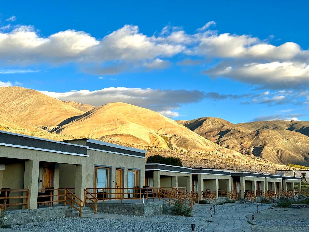 The Watermark Resort – photo 2