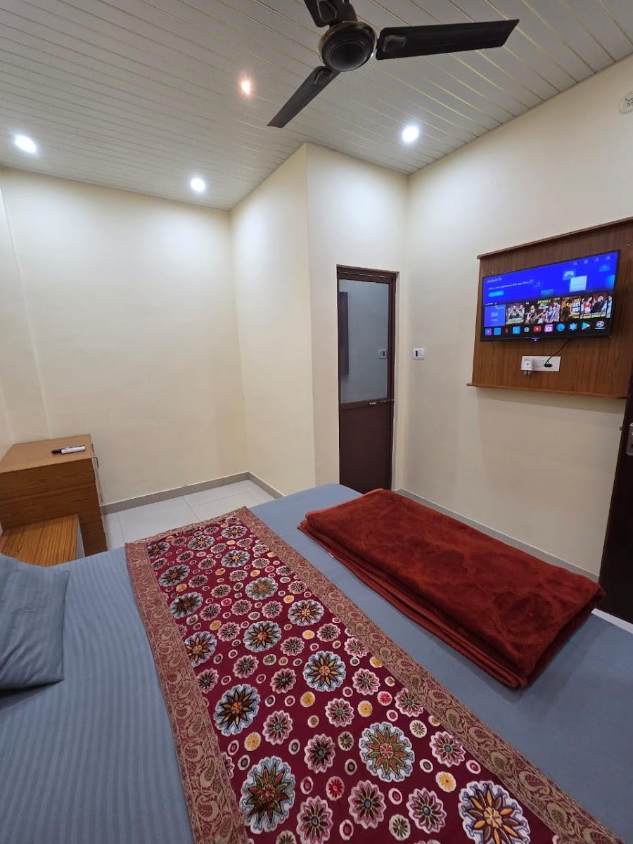 River View Guest House | Hotel in Varanasi | Guest house in Varanasi – photo 1
