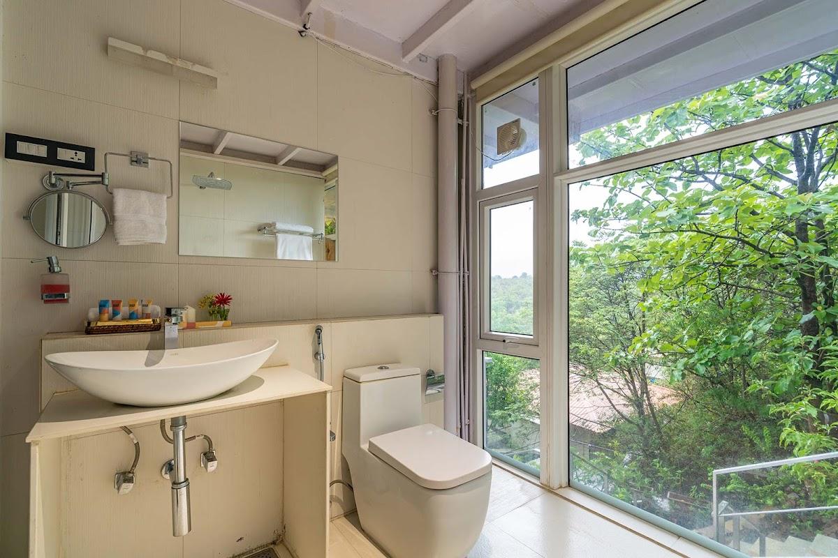 StayVista at The Glasscape | Luxury Villa with Swimming Pool in Nashik – photo 2