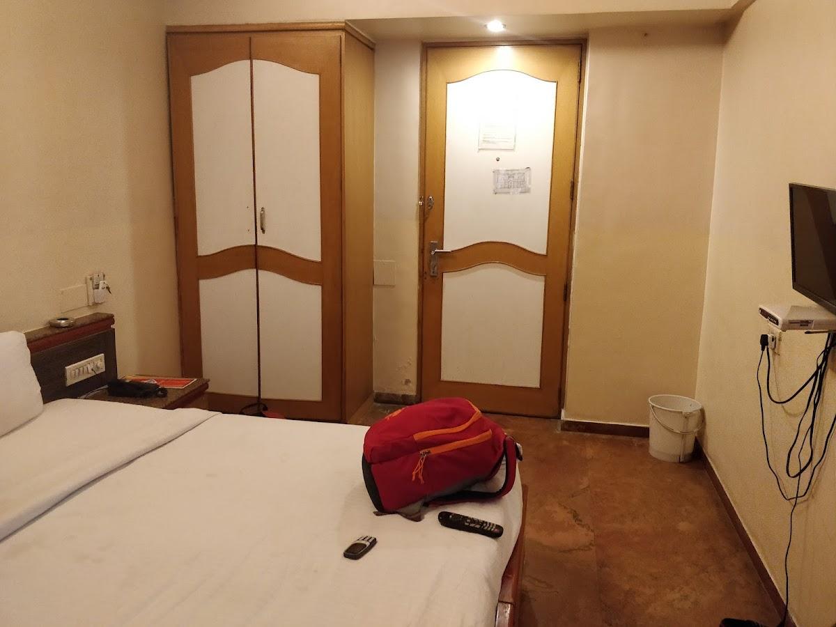 Hotel Celebrations Inn – photo 2
